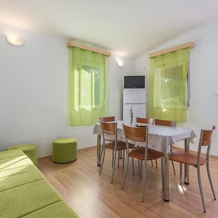 Holiday Park Village Jelovci Kringa Екстериор снимка