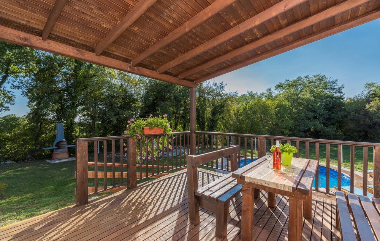 Holiday Park Village Jelovci Kringa Екстериор снимка