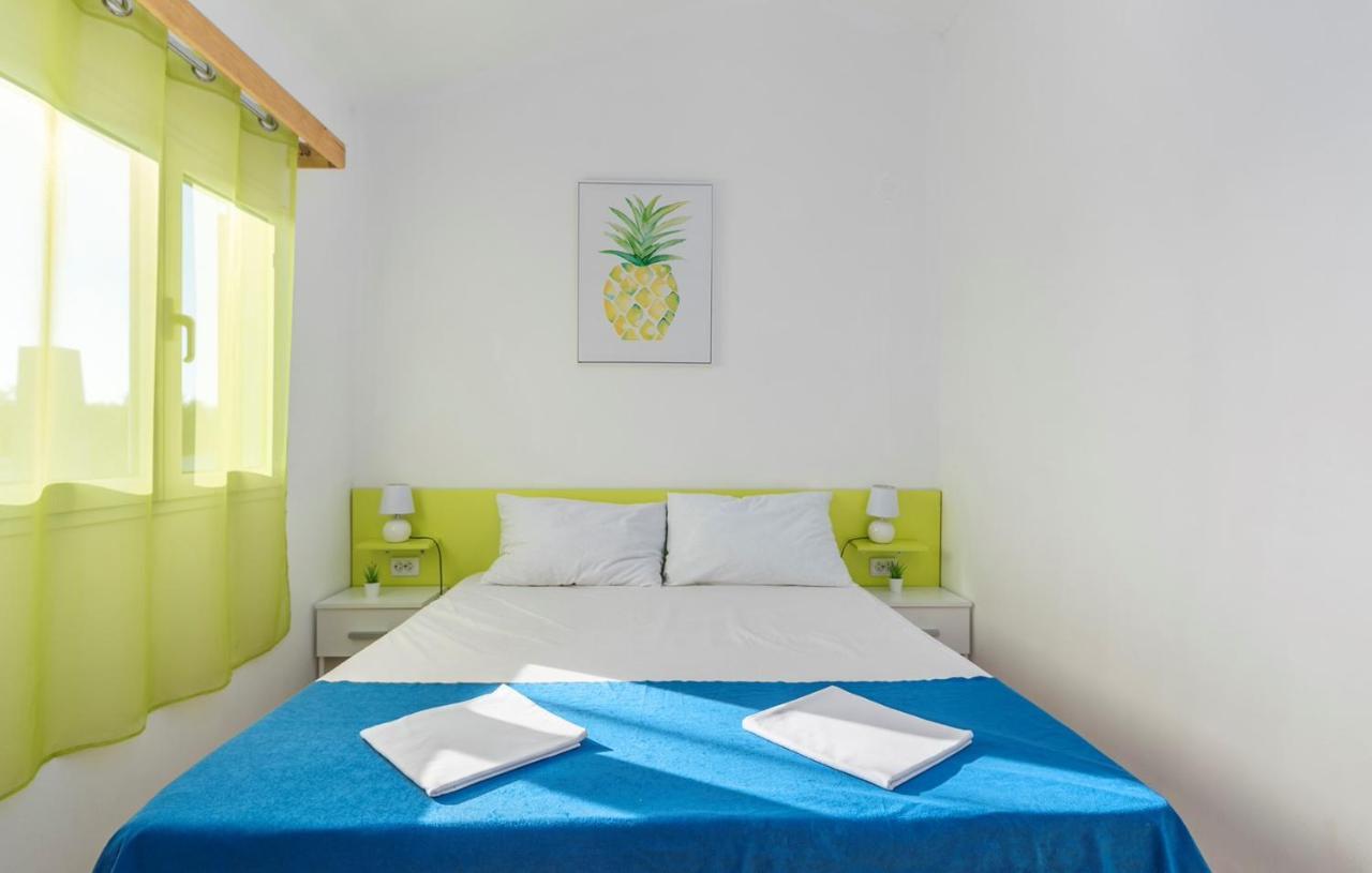 Holiday Park Village Jelovci Kringa Екстериор снимка