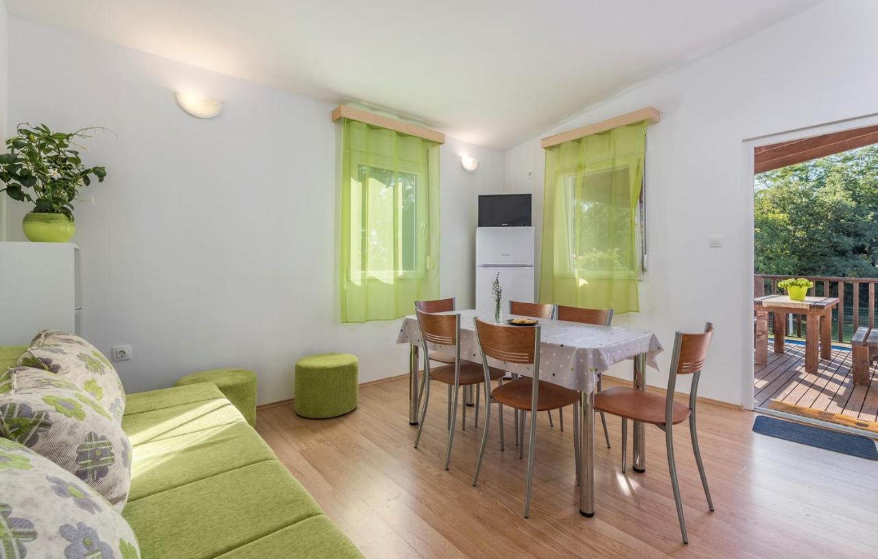 Holiday Park Village Jelovci Kringa Екстериор снимка