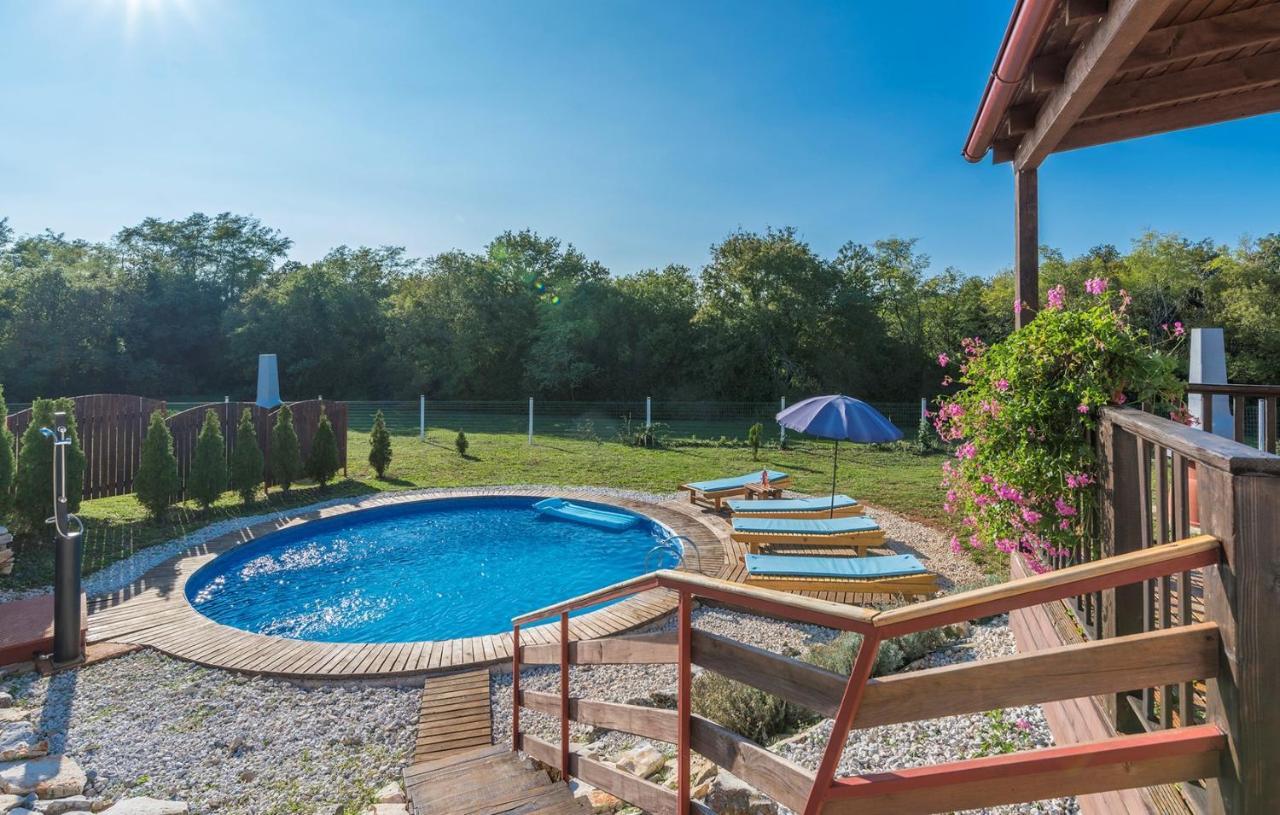 Holiday Park Village Jelovci Kringa Екстериор снимка