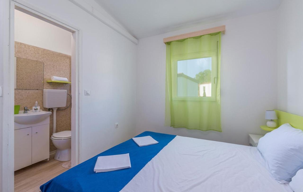 Holiday Park Village Jelovci Kringa Екстериор снимка